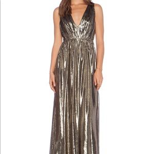 Alice + Olivia Issa gown